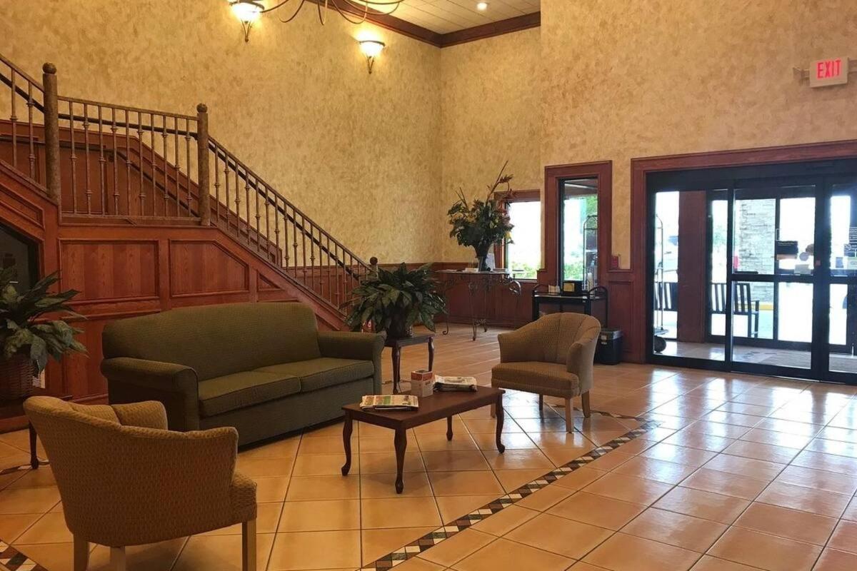 Shary Inn And Suites Mission Luaran gambar