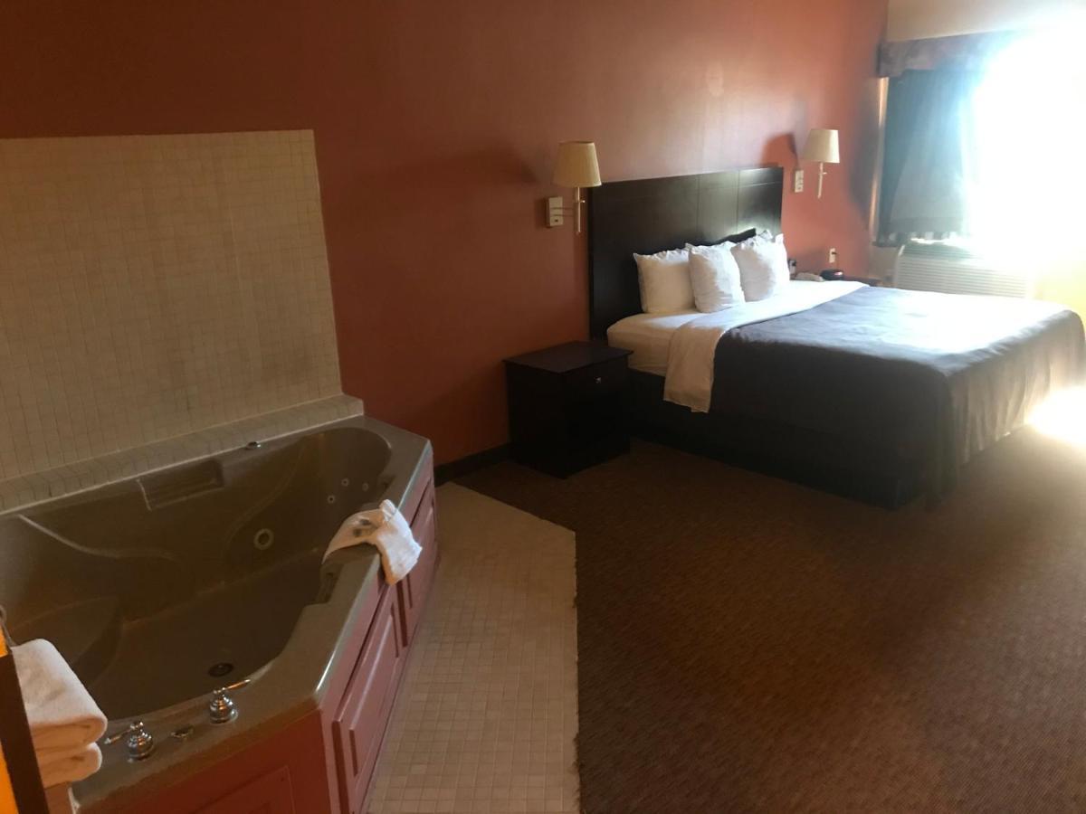 Shary Inn And Suites Mission Luaran gambar