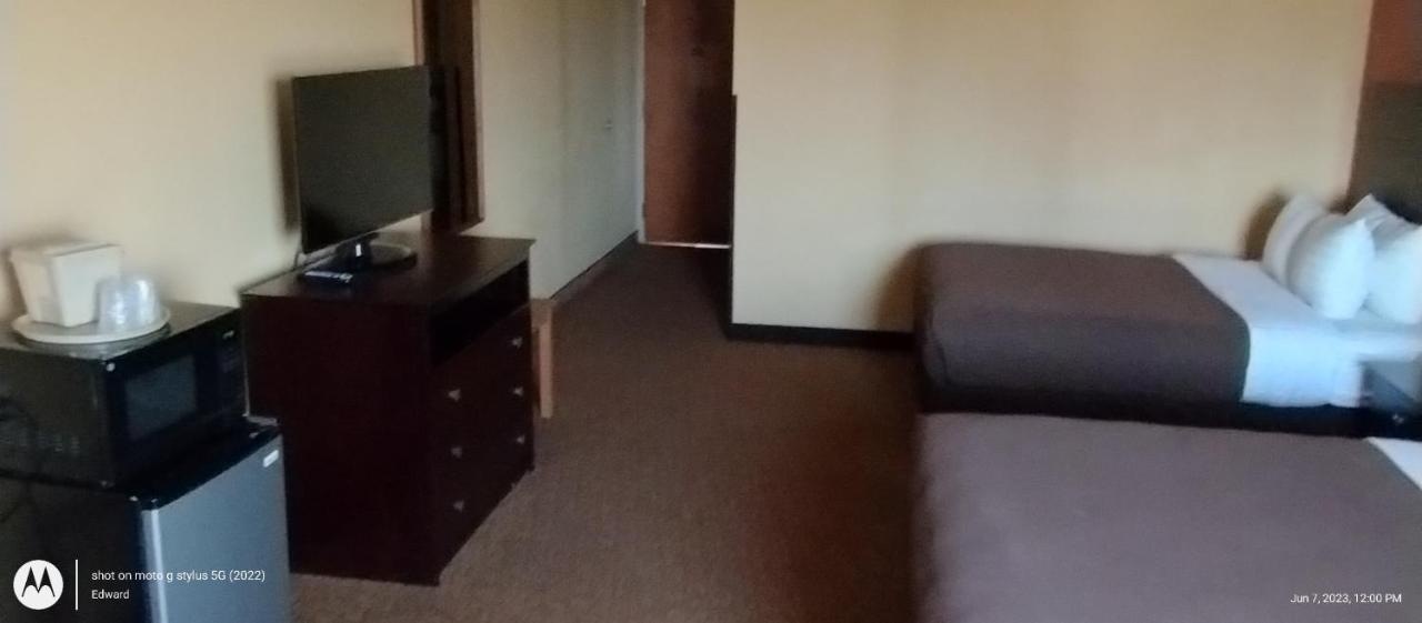 Shary Inn And Suites Mission Luaran gambar
